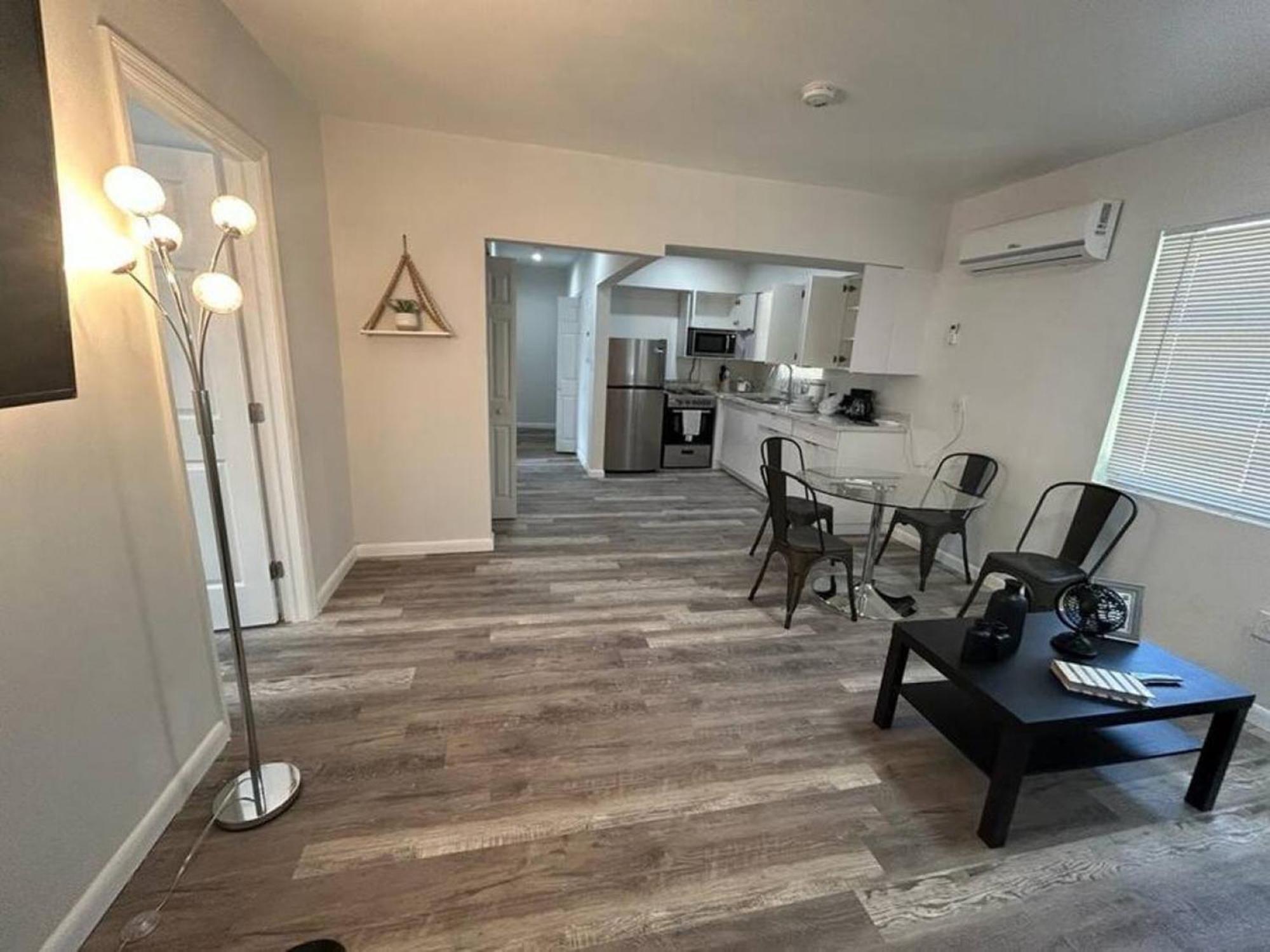 Fully Equipped Apartments With Parking Near Cocowalk Miami Exterior foto