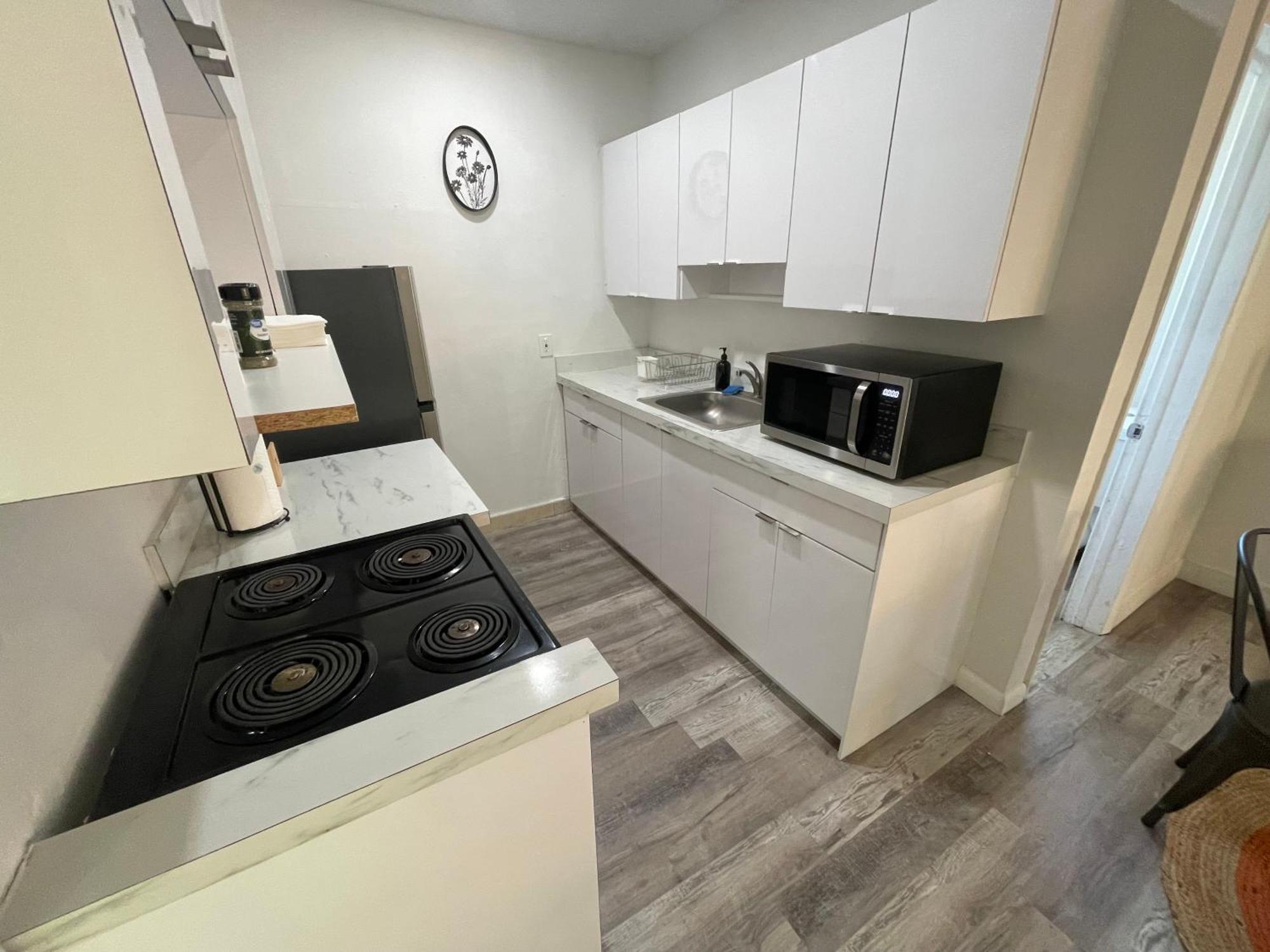 Fully Equipped Apartments With Parking Near Cocowalk Miami Exterior foto